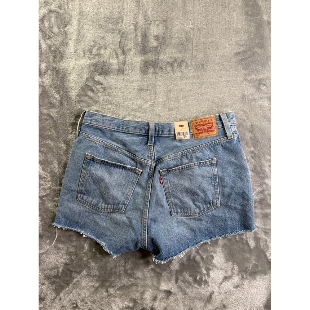 Levi's 501 Original High Rise Cut-Off Denim Shorts Women Light Wash NWT EU 33 - Picture 6 of 8